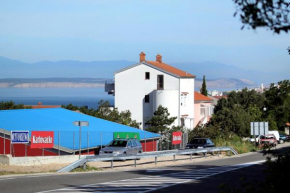  Apartments with a parking space Selce, Crikvenica - 5477  Селце 